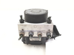NISSAN Note E11 (2005–2014) ABS unit 476609U110 - 3