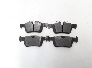  Rear brake pads 