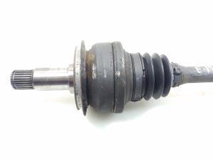 Mercedes Benz C-Class 204 (2007–2014) Tagumine veovõll ja selle osad A2043501910 - 3