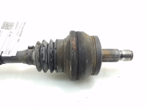 Mercedes Benz C-Class 204 (2007–2014) Tagumine veovõll ja selle osad A2043501910 - 3