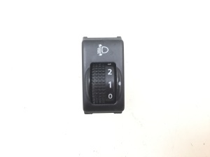 Headlight leveling switch