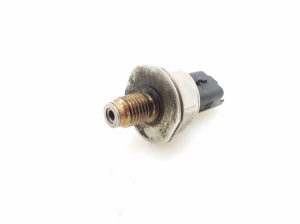 TOYOTA Aygo B 10 (2005–2014) Fuel rail pressure sensor 9658227880 - 2