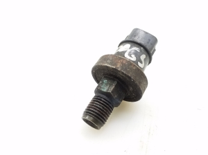 A/C condenser sensor - 8943810010