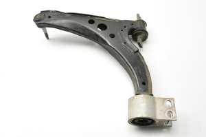 Opel Astra K (2015–2021) Front control arm 7777F3615 - 5