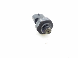 LEXUS GS (2005–2011) A/C condenser sensor - 2