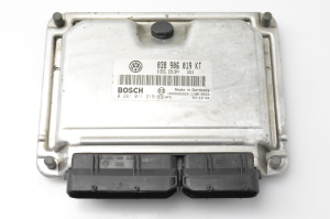 Calculateur moteur - 038906019KT