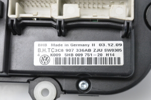 Volkswagen Tiguan (2007–2016) Heater control panel 3C8907336AB - 4