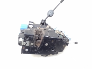 Volkswagen Caddy III (2004–2015) Front door lock - 2