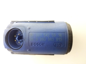 Mercedes Benz S-Class 220 (1998–2005) Rear parking sensor A0015425918 - 2