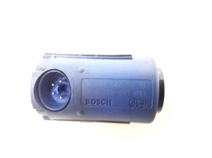 Mercedes Benz S-Class 220 (1998–2005) Rear parking sensor A0015425918 - 2