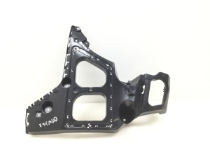 Rear bumper bracket - 7176246