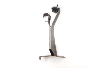 Halter Unterfahrschutz vorne - A2075240240