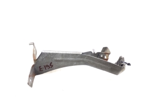 Mercedes Benz E-Class W207 (2009–2017) Halter Unterfahrschutz vorne A2075240240 - 2