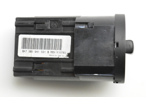 Skoda Fabia MK 2 (2007–2014) Headlight switch 3B0941531B - 4