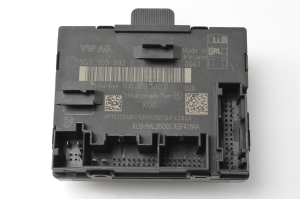 Türsteuergerät vorn - 5Q0959592E