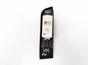 Opel Frontera B (1998–2004) Front door glass switch 9971745862 - 2