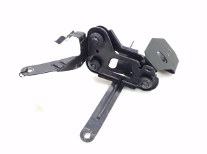 Mercedes Benz GL-Class 164 (2006–2012) ABS unit bracket - 2