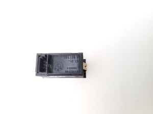 BMW 3 SERIES E46 (1998–2007) ESP switch 6901591 - 2
