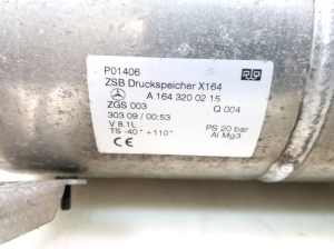  Shock absorber expansion tank 