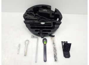 Mercedes Benz GL-Class 164 (2006–2012) Trunk tool tray and its parts A1648901614 - 4