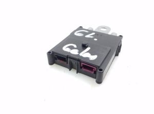 Mercedes Benz GL-Class 164 (2006–2012) Antenna amplifier A1648702489 - 2