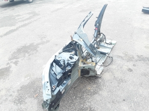 VOLVO V90 (2016–2026) Front outrigger 31675856 - 3