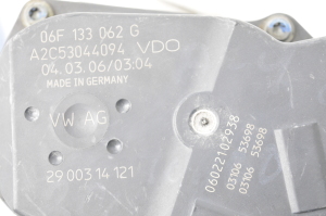 AUDI A4 B7 (2004–2008) Drosselklappe 06F133062G - 3