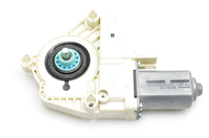 Fensterhebermotor vorne - 8K0959802A
