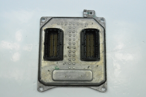 Opel Vectra C (2002–2008) Motora vadības bloks 55355631 - 4