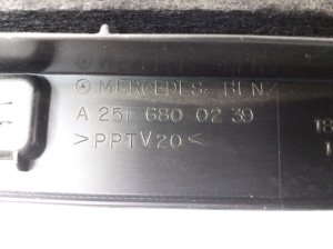 Mercedes Benz R-Class 251 (2006–2017) Salona paneļa cita detaļa A2516800239 - 2