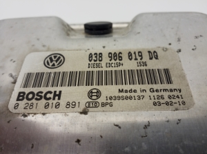 Seat Ibiza 6L1 (2002–2008) Motorsteuergerät 038906019DQ - 2