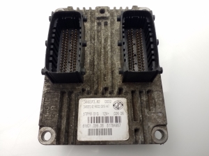 Calculateur moteur - 6160109906