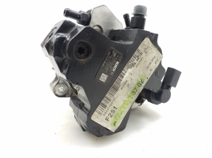 Mercedes Benz R-Class 251 (2006–2017) Kütusepump ja selle osad - 5