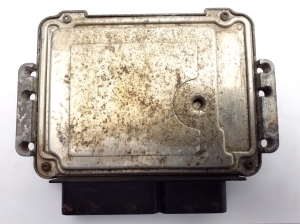 Opel Astra H (2004–2010) Motorsteuergerät 55556829 - 3