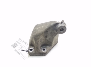 Mercedes Benz R-Class 251 (2006–2017) Motorhalter A6422230204 - 3