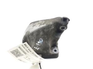 Mercedes Benz R-Class 251 (2006–2017) Motorhalter A6422230304 - 3