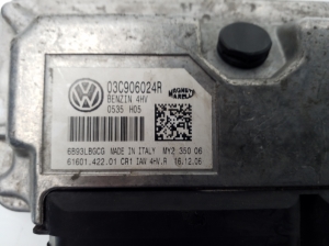 Skoda Roomster (2006–2015) Motorsteuergerät 03C906024R - 5