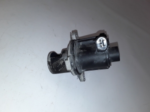  EGR valve 