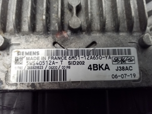 Ford Focus (2004–2011) Motorsteuergerät 6M5112A650YA - 2