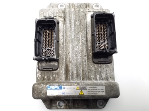 Calculateur moteur - 8980003221