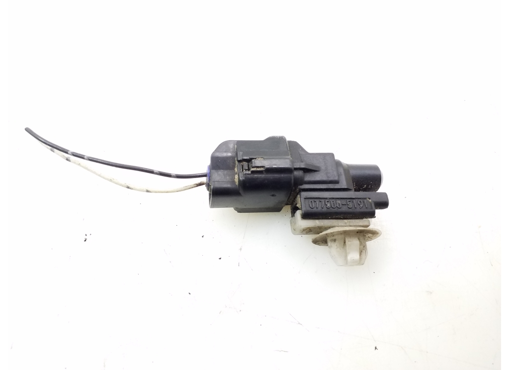 TOYOTA Auris 1 generation (2006-2012) Exterior Temperature Sensor 8879022131 20989690