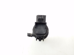 LEXUS IS (2013–2020) Front windshield washer pump 8533060190 - 2