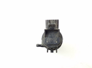 LEXUS IS (2013–2020) Esiklaasi pesuri pump 8533060190 - 2