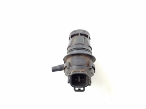 TOYOTA Prius W20 (2003–2011) Front windshield washer pump 8533060190 - 2
