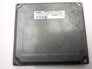 Ford Focus (2004–2011) Engine control unit 7M5112A650AFA - 2