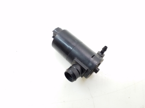 TOYOTA Avensis T27 (2008–2019) Front windshield washer pump 8533002030 - 3