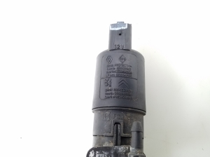 TOYOTA Aygo B 10 (2005–2014) Front windshield washer pump 853300H020 - 3