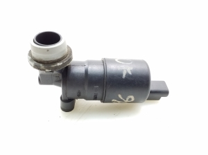 TOYOTA Aygo B 10 (2005–2014) Front windshield washer pump 853300H020 - 3