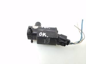 TOYOTA Previa (2000–2006) Front windshield washer pump 8533020470 - 4