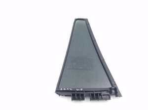 TOYOTA RAV 4 A3 (2005–2012) Aizmugurējo sānu durvju trīsstūrveida stikls 6812342110 - 2